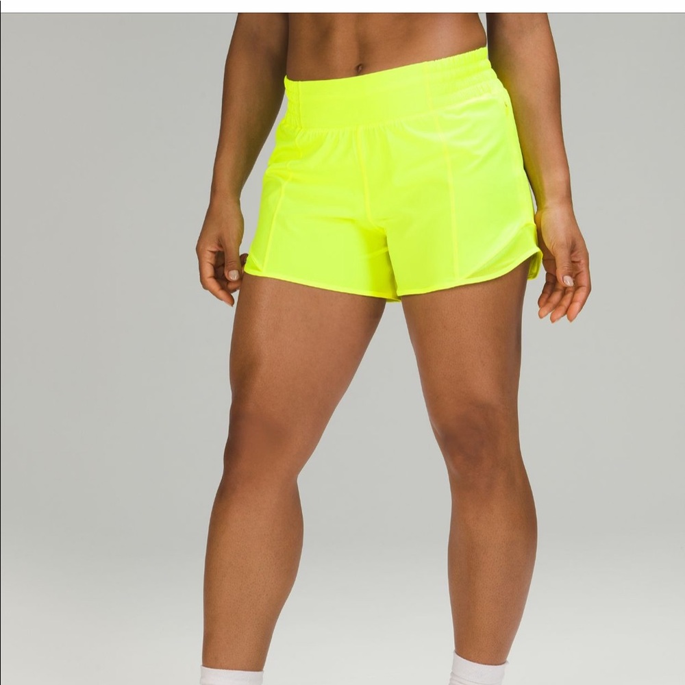 Lululemon hotty hot hig-rise short